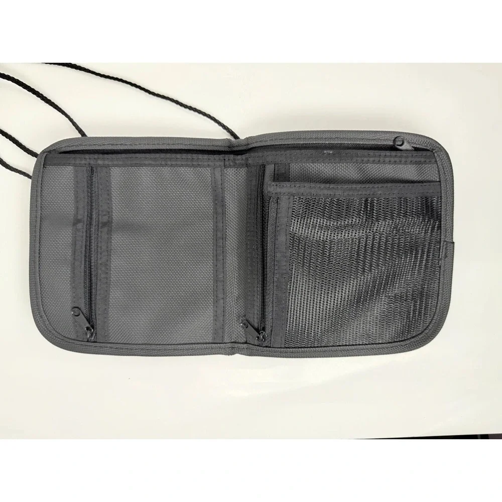 American Tourister Travel Neck Wallet Organizer Passport ID Holder Black‎
